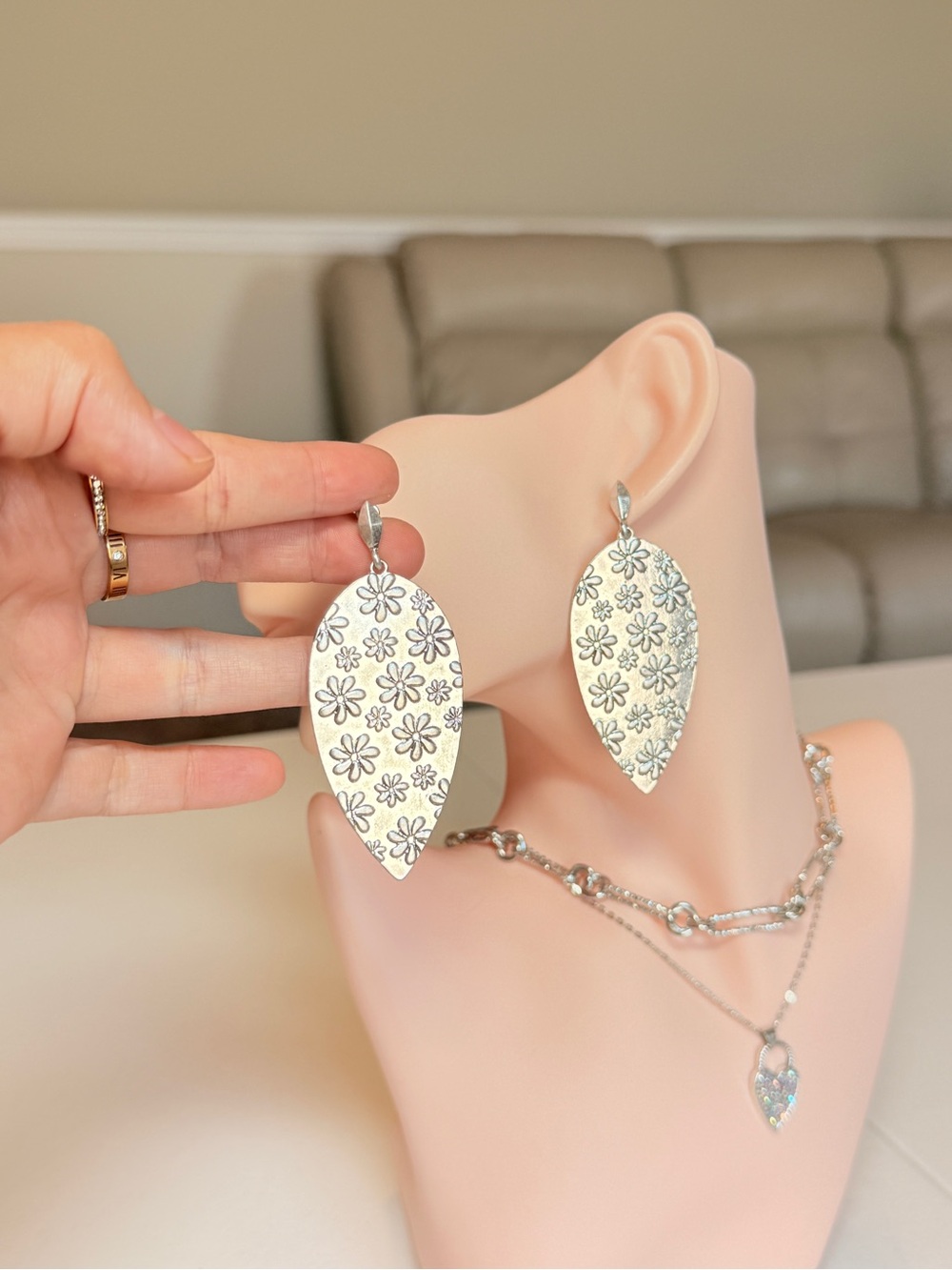 Silver Floral Teardrop Dangle Earrings - Picture 4 of 12